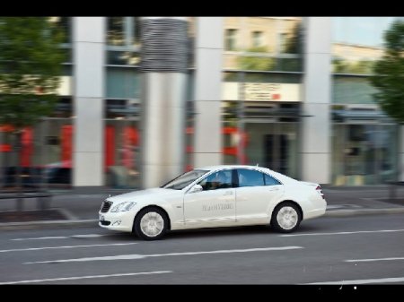 2010 Mercedes-Benz S 400 BlueHYBRID (9 фото)