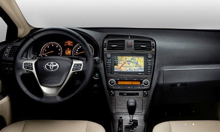 Парижская премьера Toyota (12 фото)
