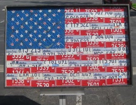 Американский флаг из подручных материалов