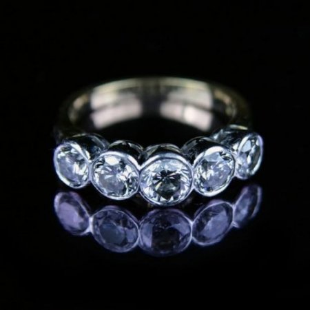 Самые дорогие бриллиантовые кольца