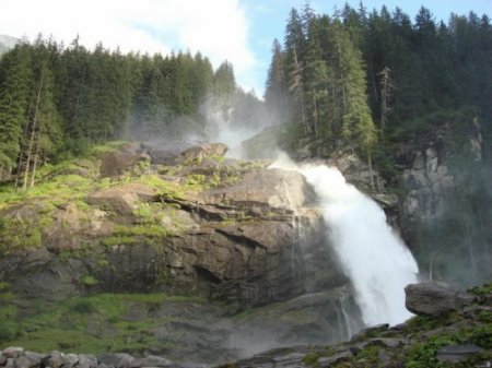 Криммльский водопад -самый высокий водопад Европы