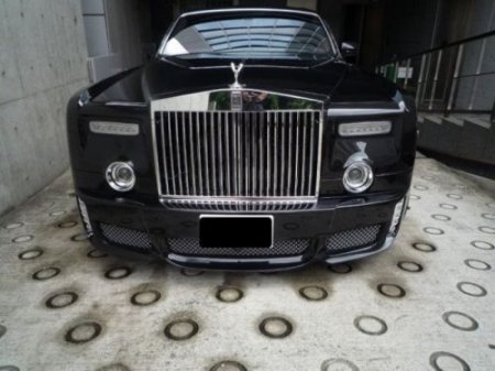 Коллекция автомобилей одного богатого японца