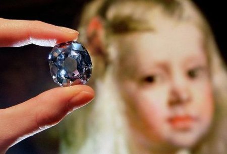 Самые необычные и дорогие бриллианты в мире