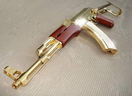 Оружие из золота и серебра из коллекции Саддама Хусейна