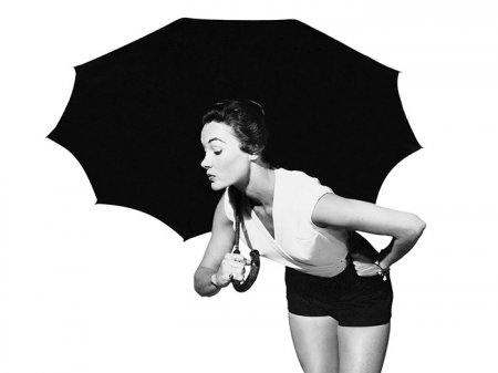 Современная черно-белая фотография в стиле винтаж